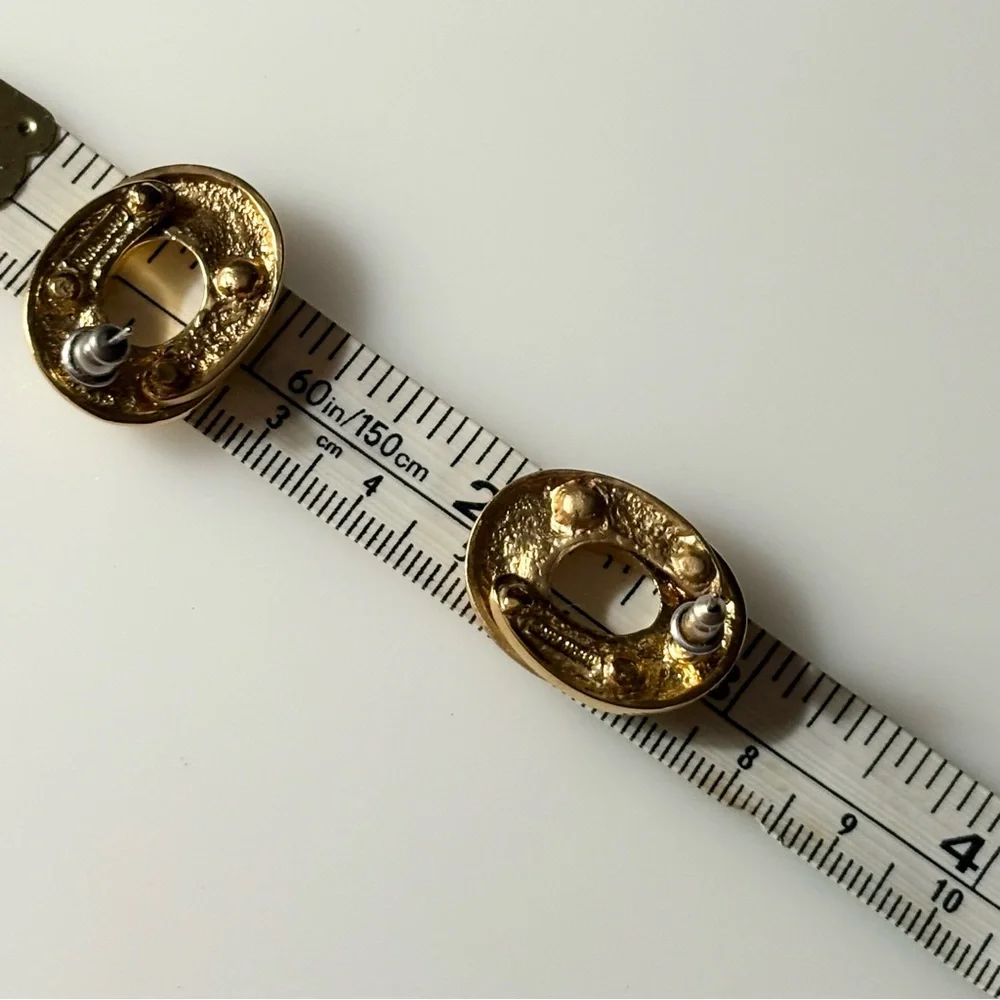 Vintage Gold-tone Matte Shiny Stamped Thailand Post Earrings - Picture 10 of 12